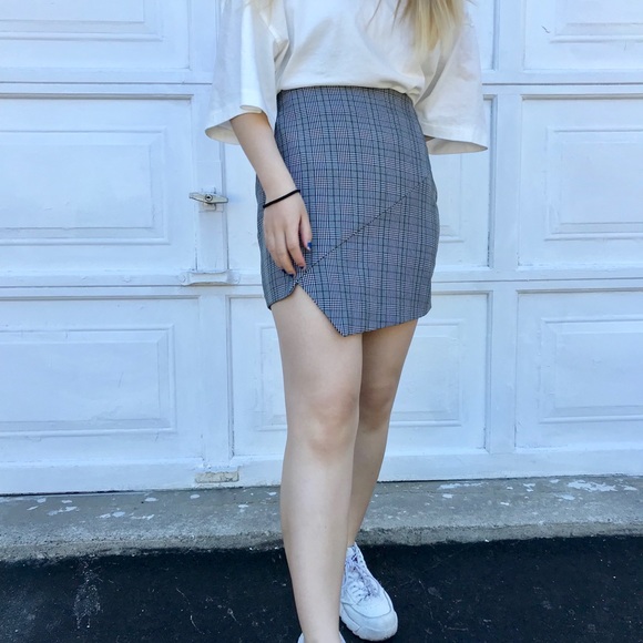 Asymmetrical plaid skirt - Picture 2 of 2